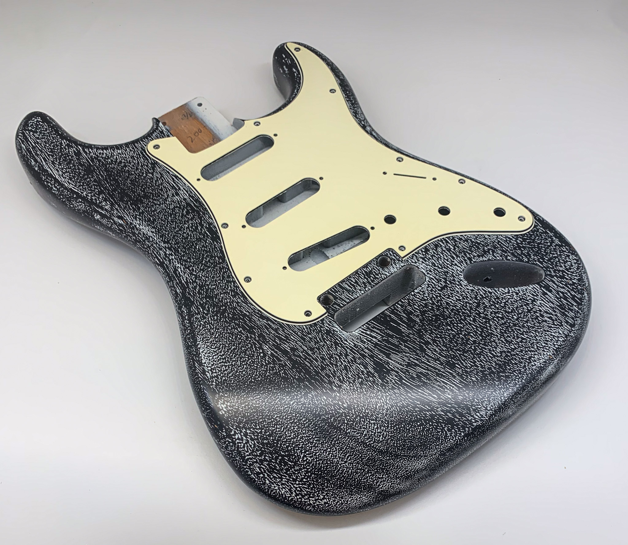 1 PIECE Nitro Lacquer Relic Doghair S-Style Guitar Body (4lbs 1oz) - Image 3