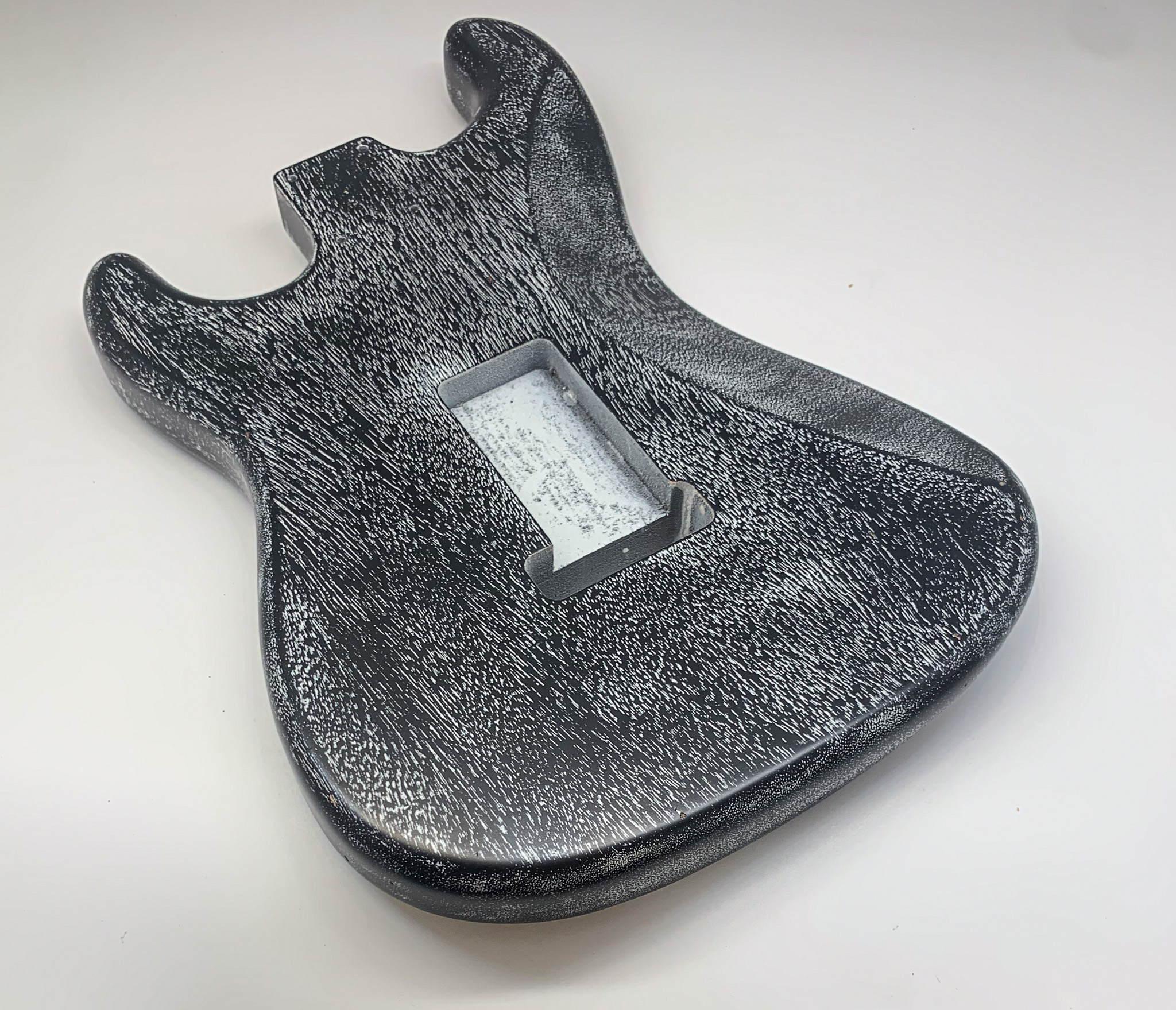 1 PIECE Nitro Lacquer Relic Doghair S-Style Guitar Body (4lbs 1oz) - Image 8