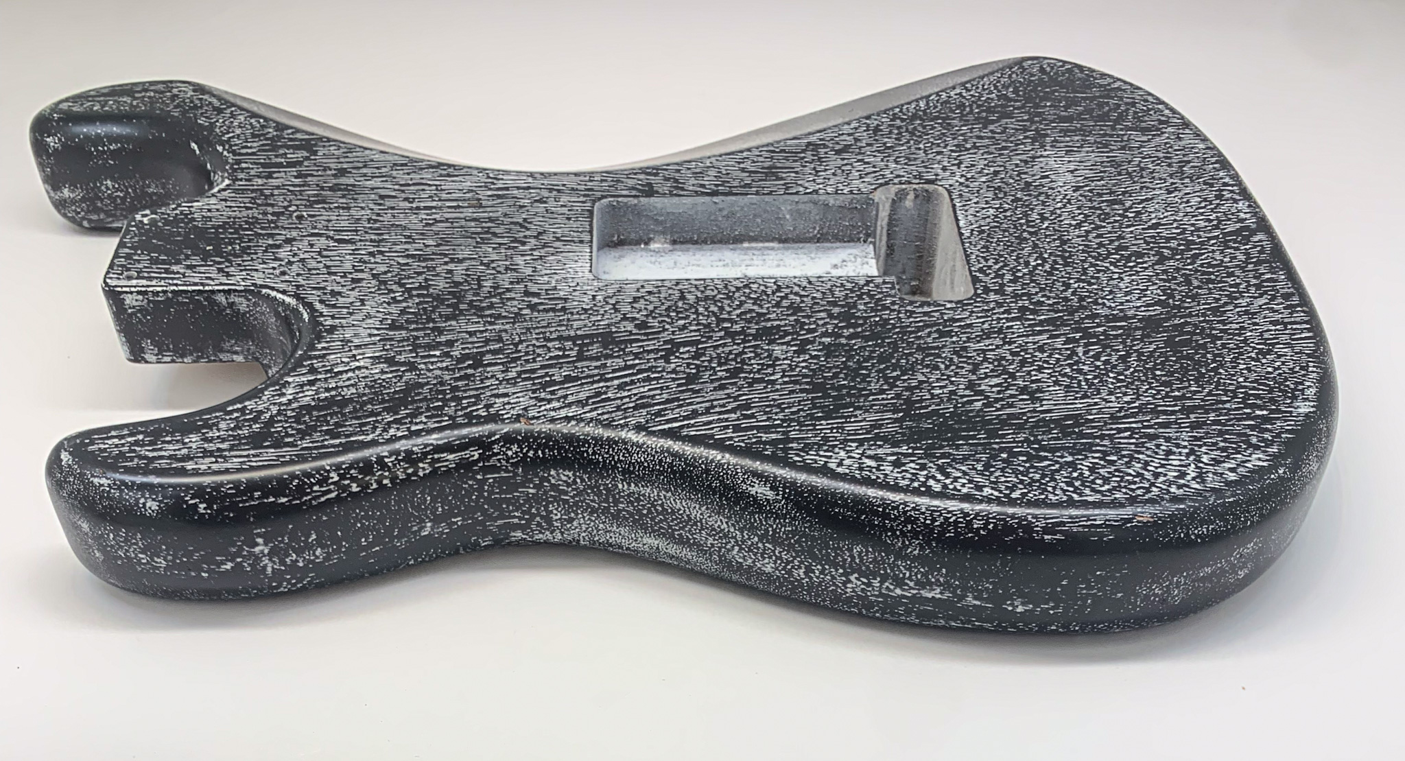 1 PIECE Nitro Lacquer Relic Doghair S-Style Guitar Body (4lbs 1oz) - Image 11