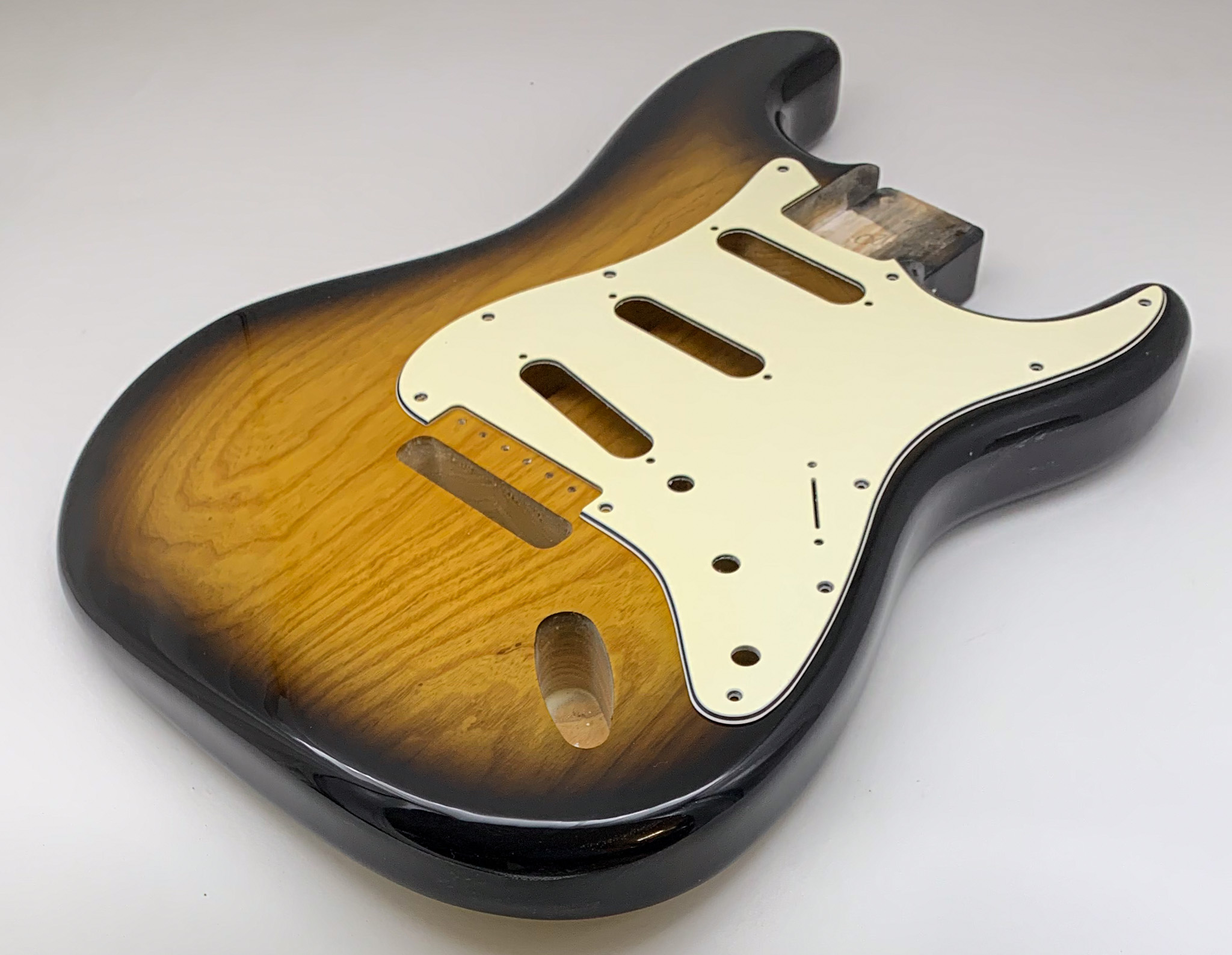 Nitro Lacquer Relic 2-Tone Sunburst S-Style Guitar Body (3lbs 8oz) - Image 4