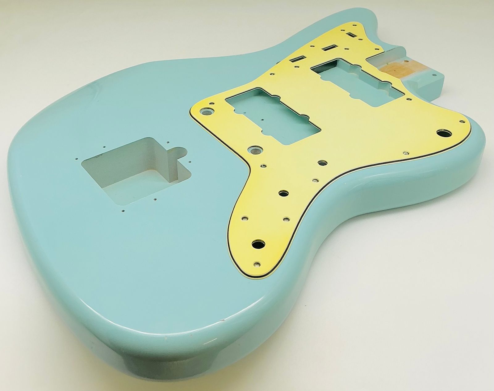 Nitro Lacquer Relic Daphne Blue Jazz-Style Guitar Body (4lbs 6oz) - Image 4