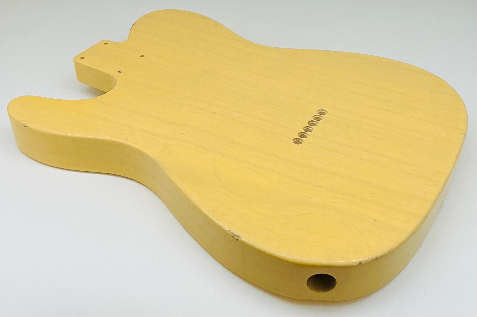 1 PIECE Nitro Lacquer Relic Butterscotch H/H T-Style Guitar Body (3lbs 8oz) - Image 11