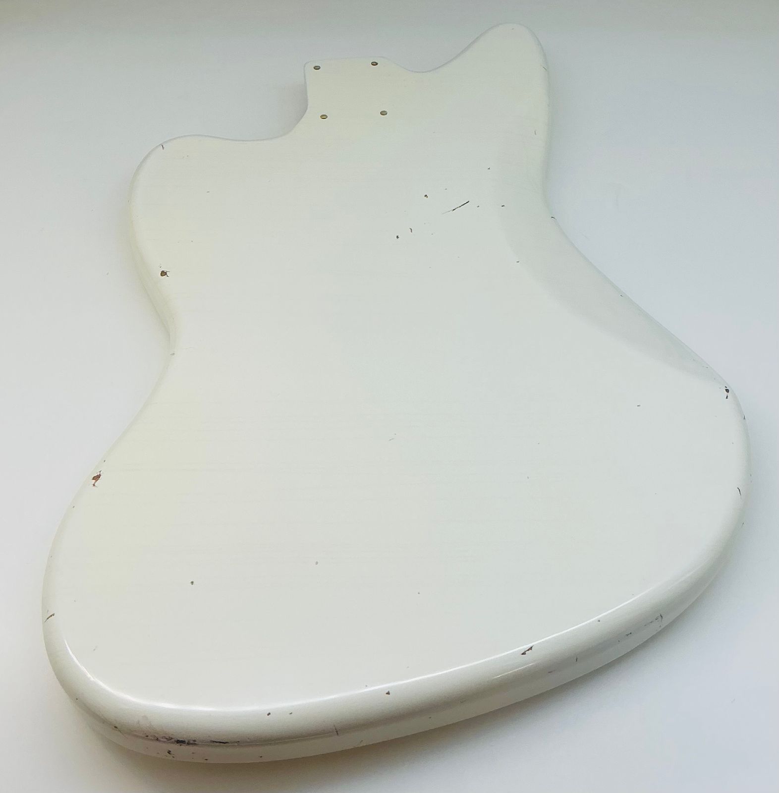 Nitro Lacquer Relic Olympic White Jazz-Style Guitar Body (4lbs 4oz) - Image 9