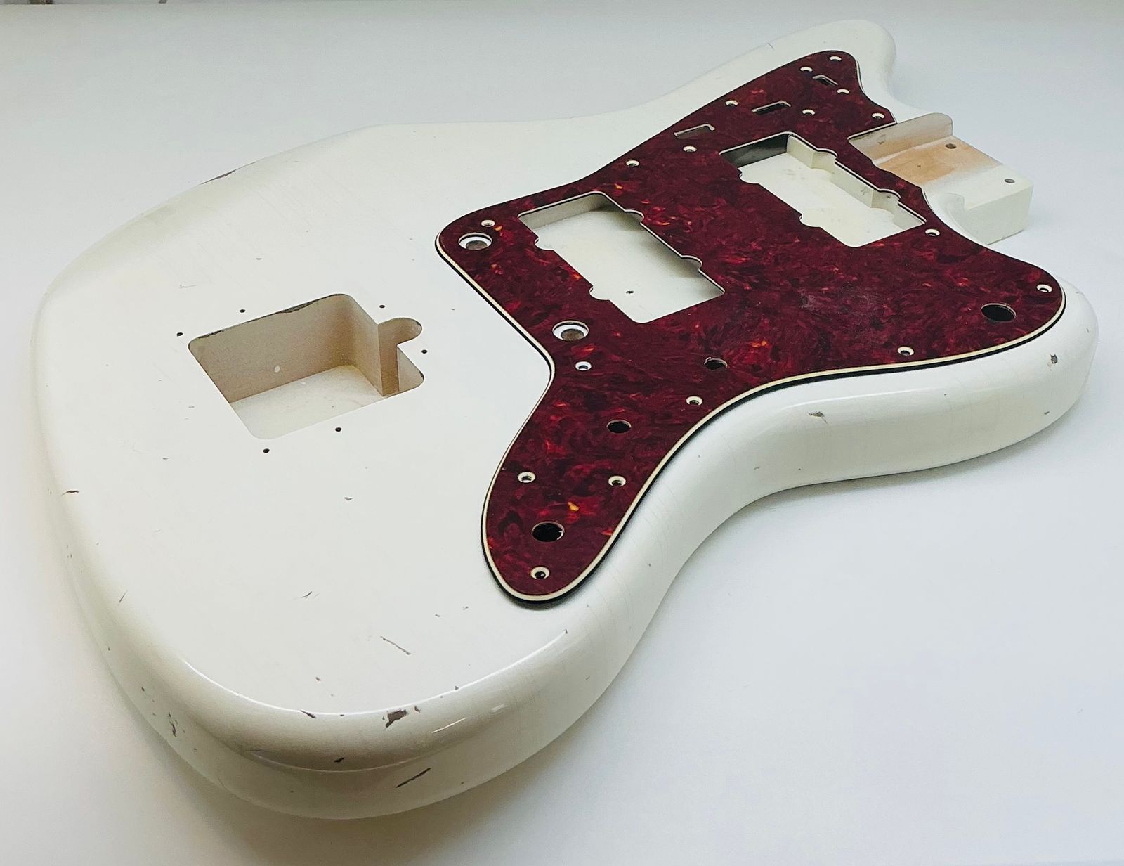 Nitro Lacquer Relic Olympic White Jazz-Style Guitar Body (4lbs 4oz) - Image 5