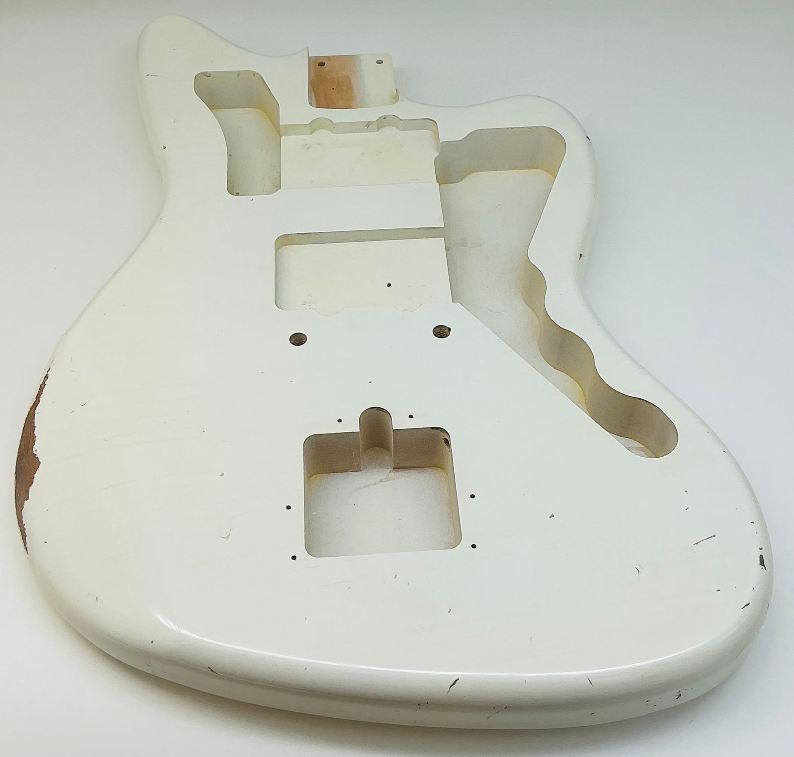 Nitro Lacquer Relic Olympic White Jazz-Style Guitar Body (4lbs 4oz) - Image 3